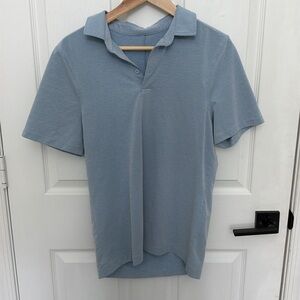 Lululemon Athletica Men’s light blue collared shirt PERFECT CONDITION NEVER WORN